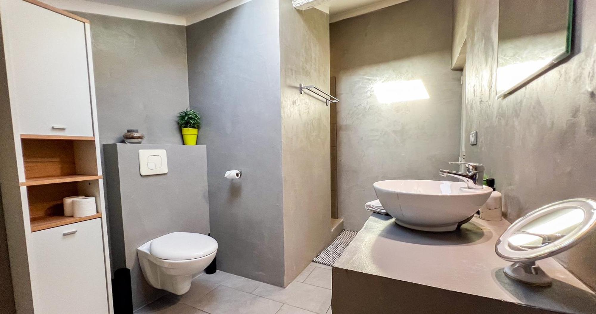 Apartament Ac - Private Exterior - Au Pied Du Palais Des Papes! Awinion Zewnętrze zdjęcie