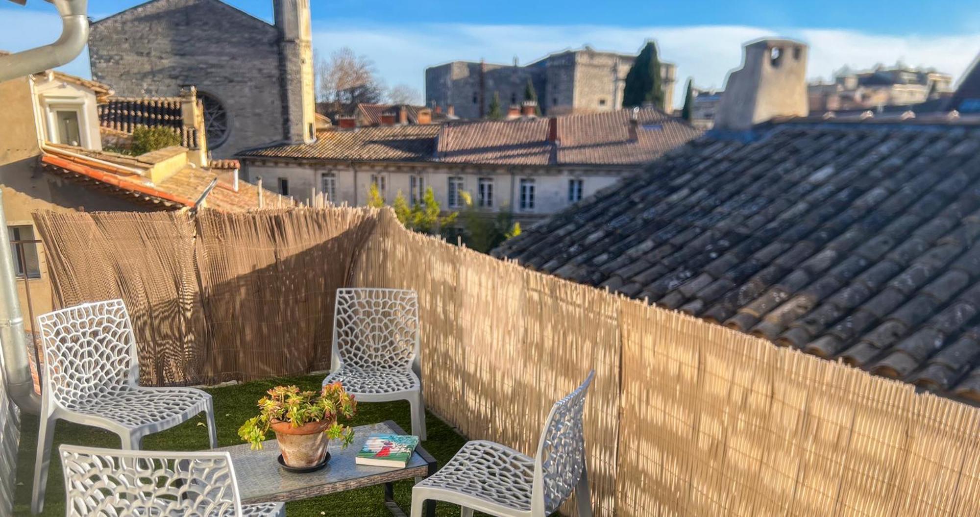 Apartament Ac - Private Exterior - Au Pied Du Palais Des Papes! Awinion Zewnętrze zdjęcie
